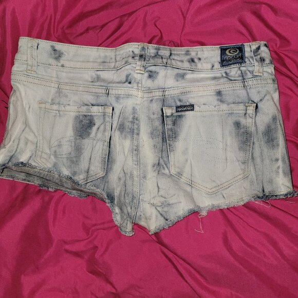 Rip Curl shorts BUNDLE=SAVE - Picture 3 of 3